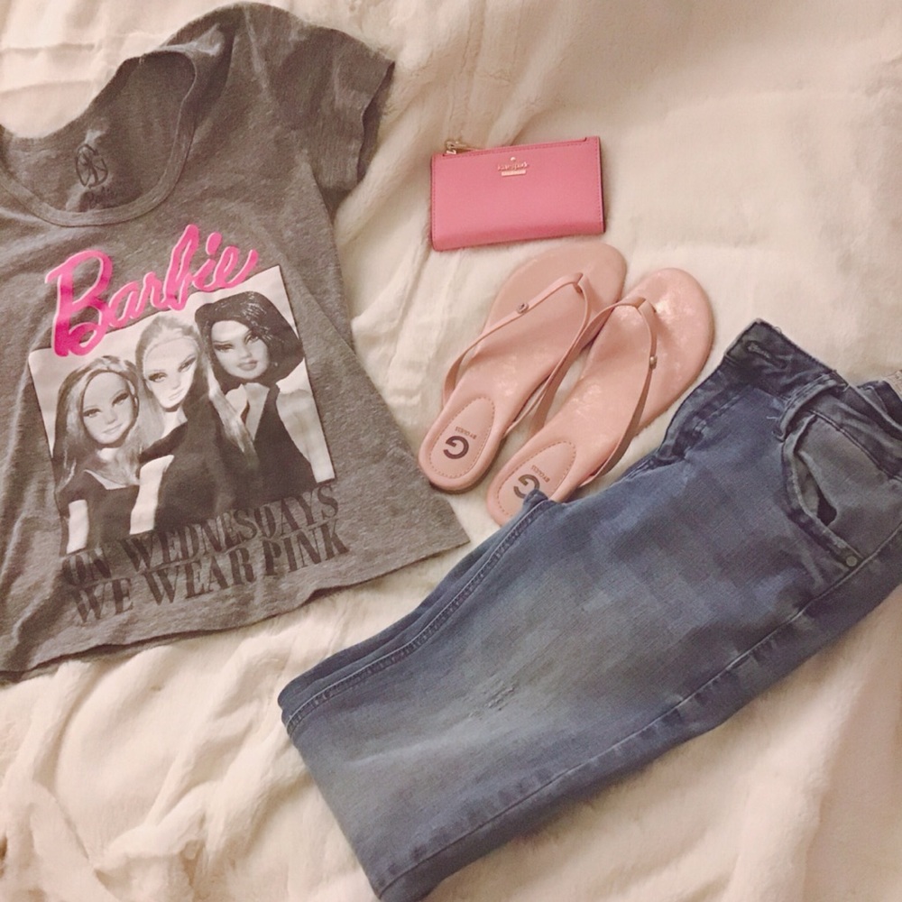 BNWOT Guess Pink Sandals